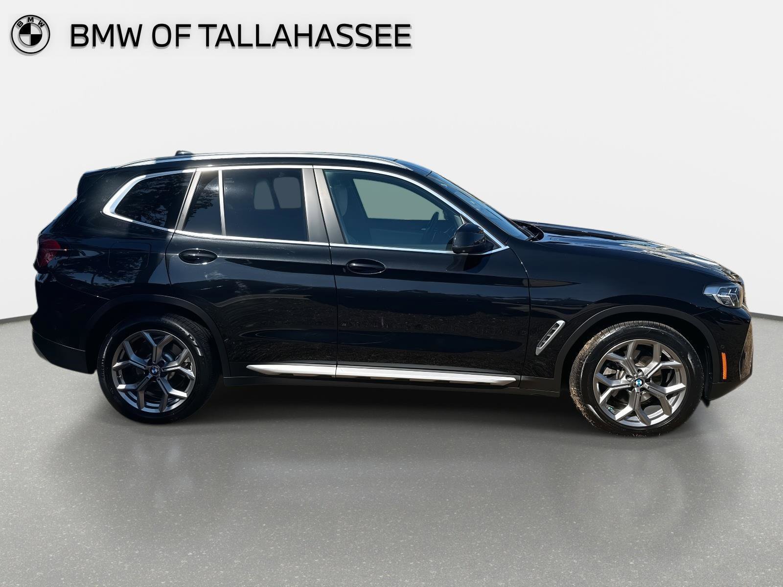 Used 2023 BMW X3 sDrive30i w/ Premium Package image 4