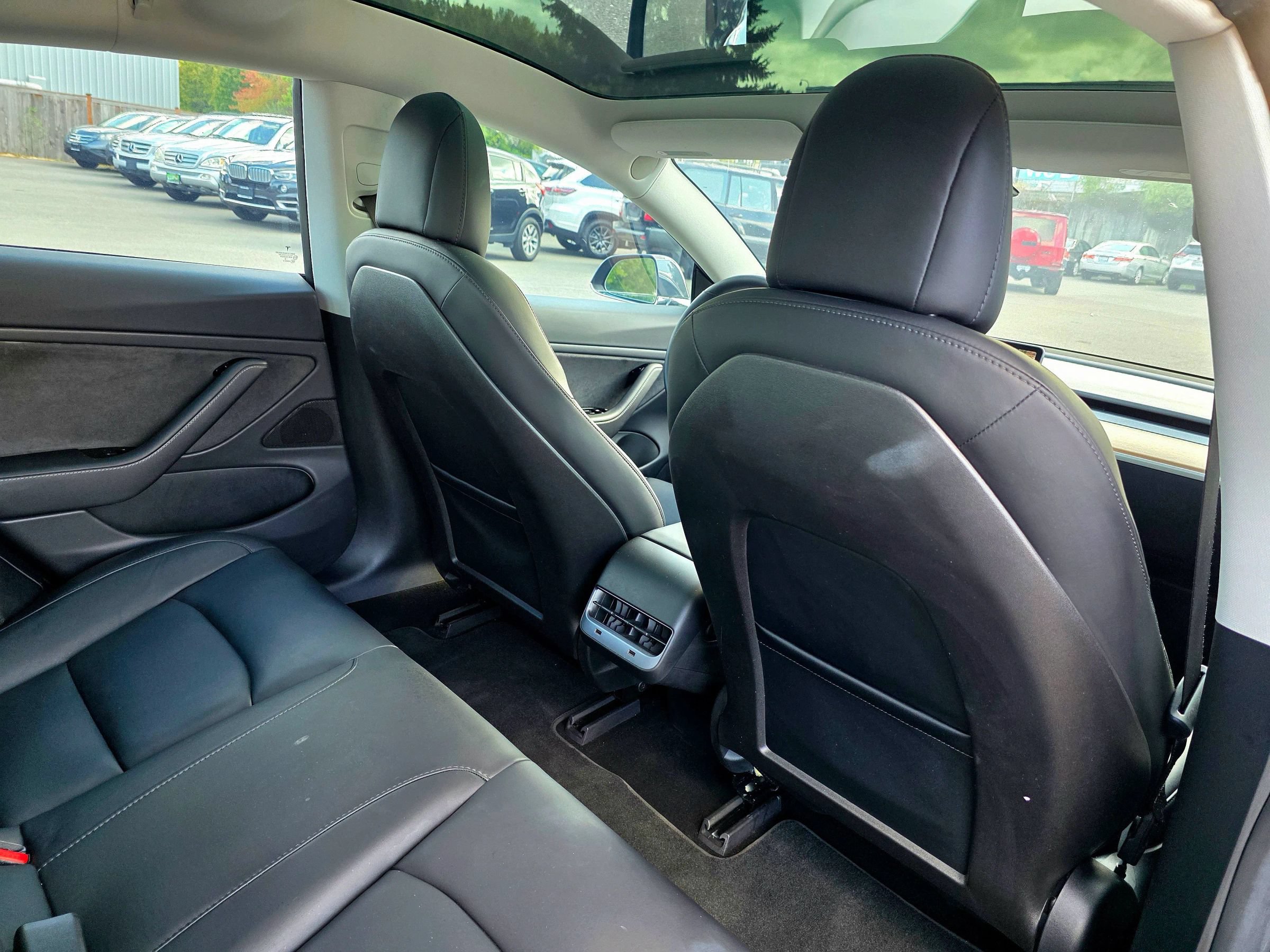 Used 2018 Tesla Model 3 Long Range AWD/4WD image 57