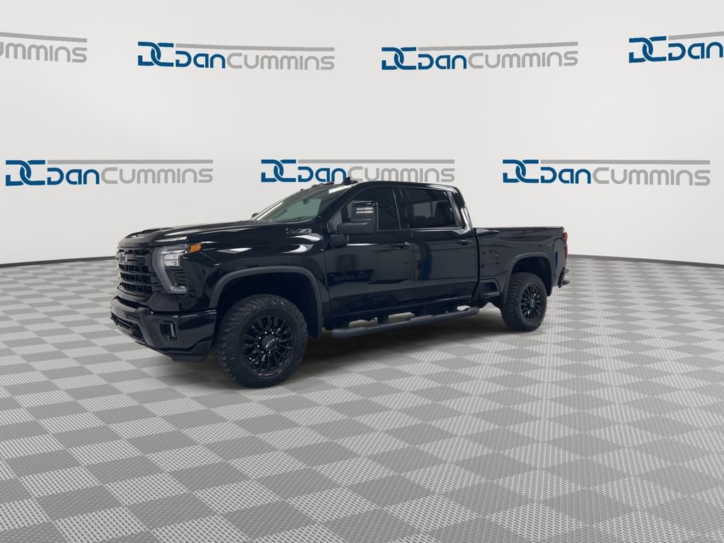 Used 2024 Chevrolet Silverado 2500 LTZ w/ LTZ Plus Package AWD/4WD image 4