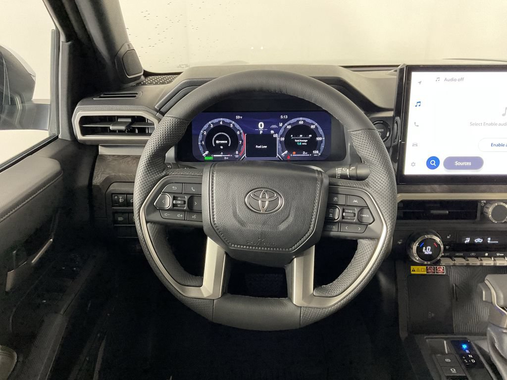 Used 2025 Toyota Tacoma Limited AWD/4WD image 9