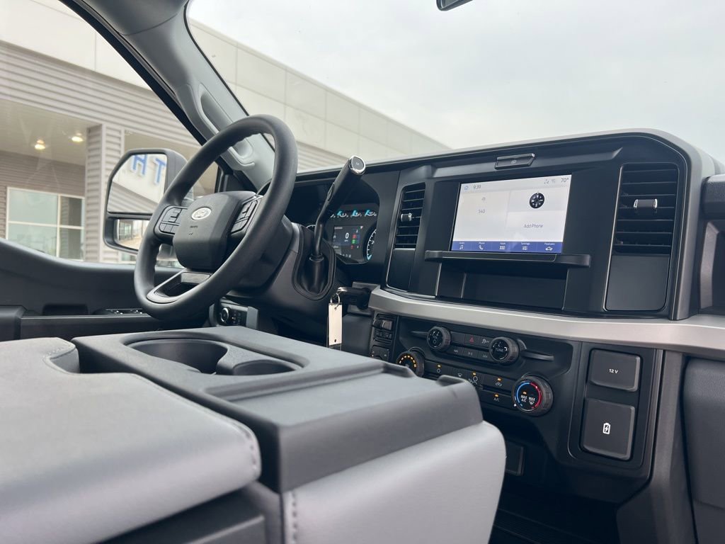 New 2026 Ford F350 XL image 2