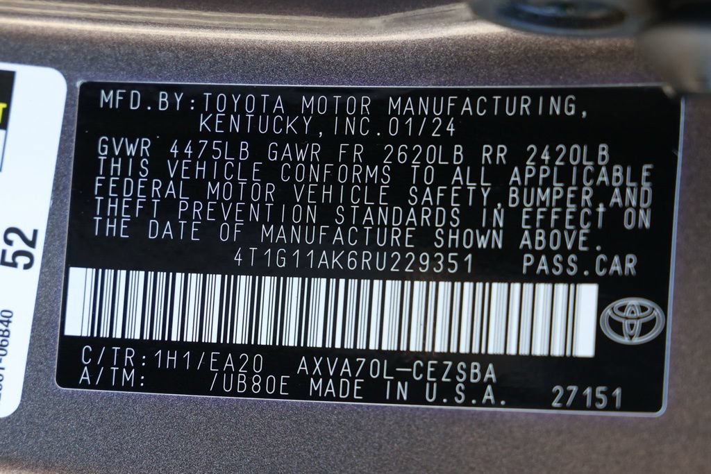 Used 2024 Toyota Camry SE w/ Blackout Package (TMS) FWD image 34