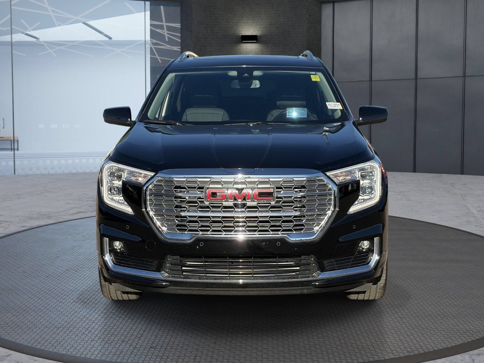 Certified 2024 GMC Terrain Denali w/ Denali Premium Package AWD/4WD image 9