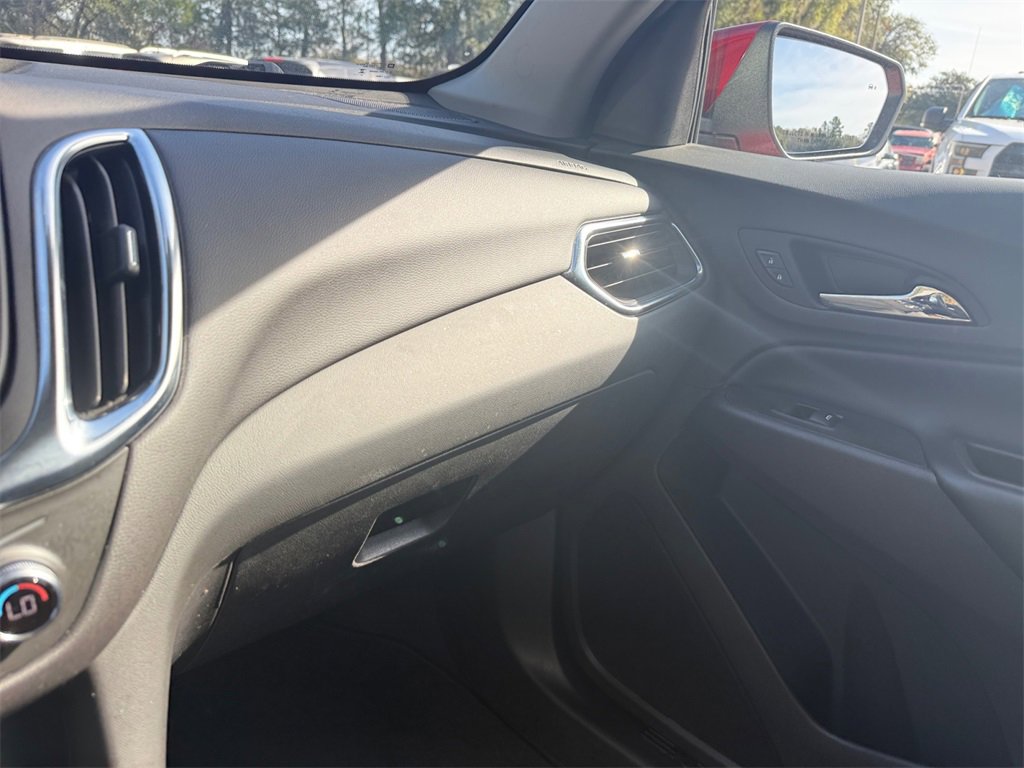 Used 2024 Chevrolet Equinox LT image 24