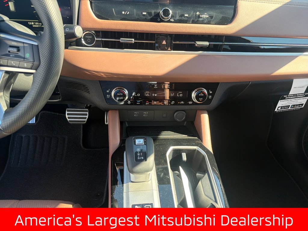 New 2026 Mitsubishi Outlander SEL AWD/4WD image 17