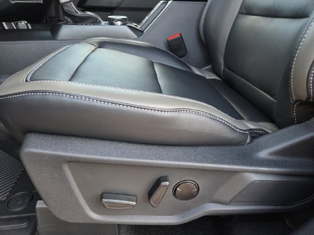 New 2026 Ford Bronco Outer Banks AWD/4WD image 12