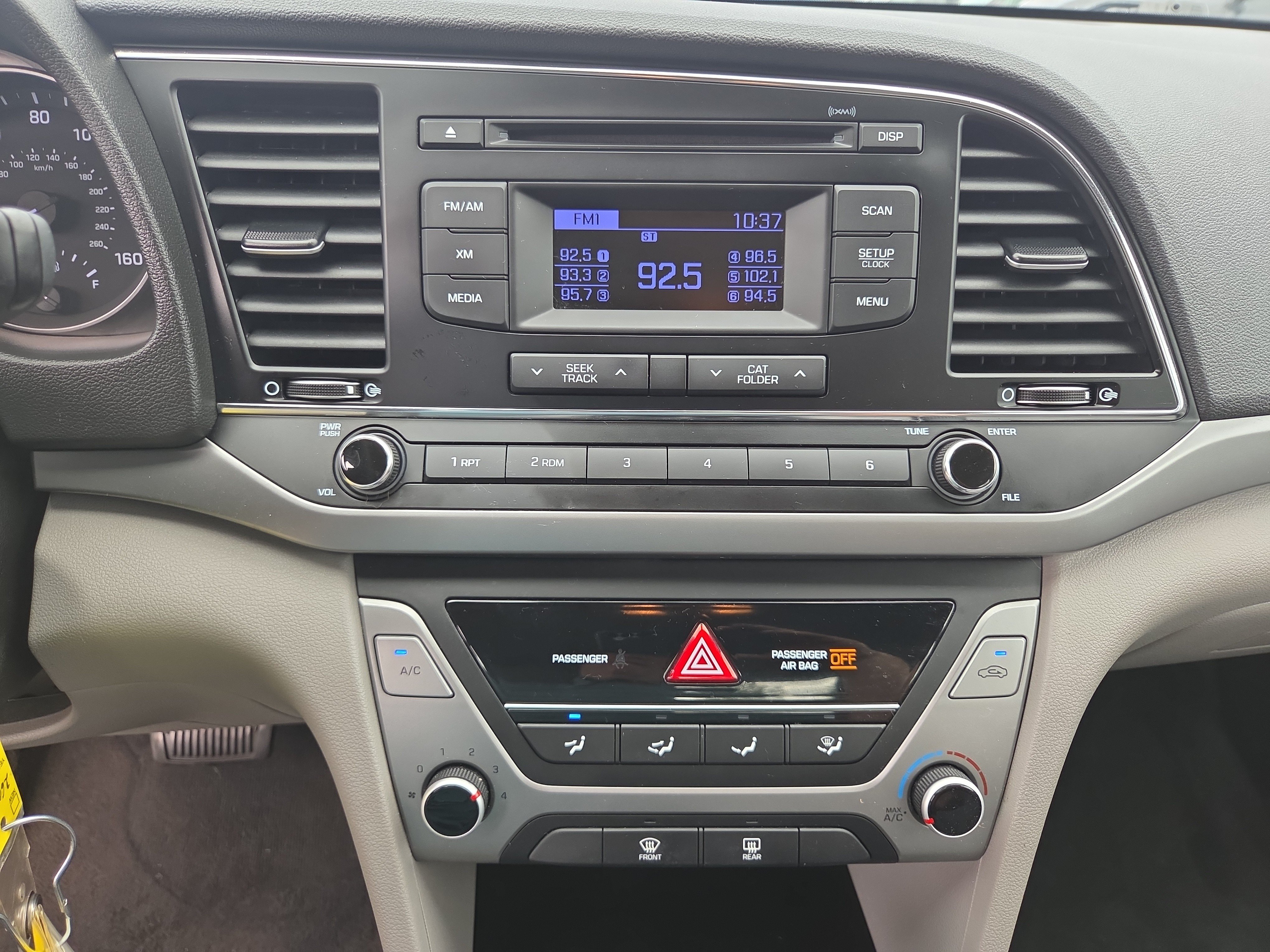 Used 2017 Hyundai Elantra SE FWD image 21