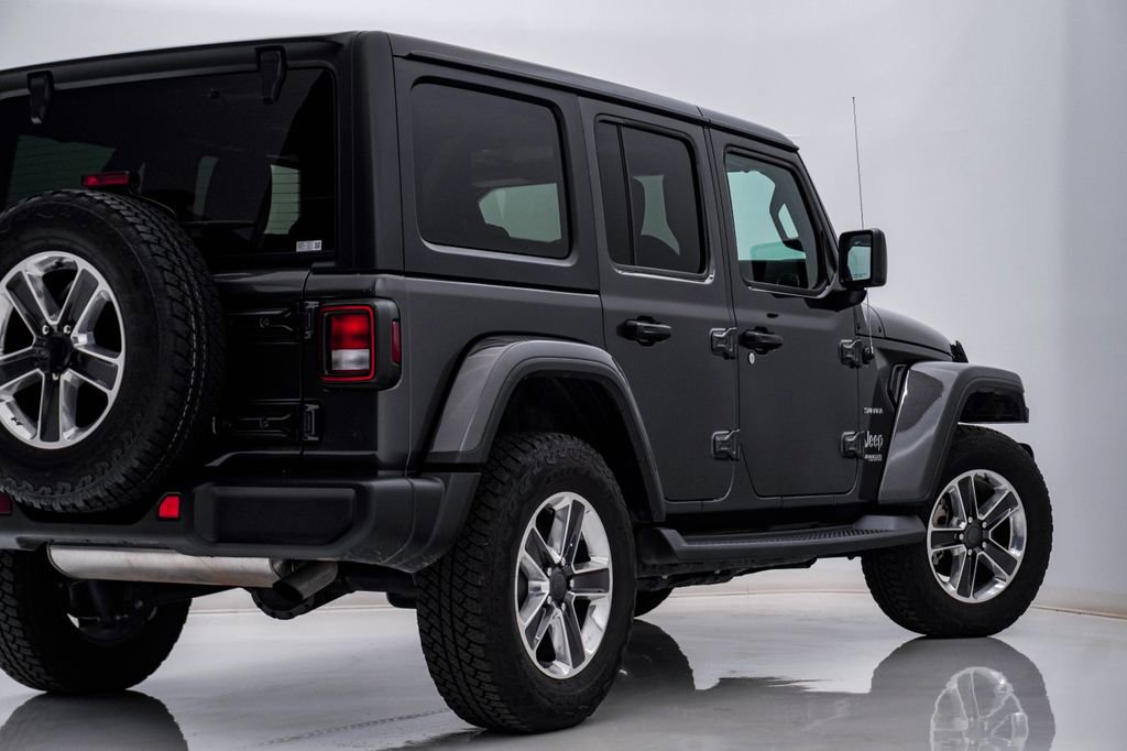 Used 2019 Jeep Wrangler Unlimited Sahara AWD/4WD image 10