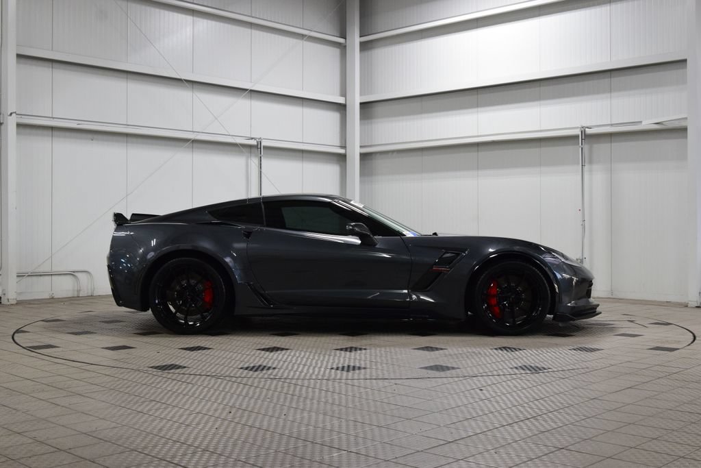 Used 2017 Chevrolet Corvette Grand Sport RWD image 9