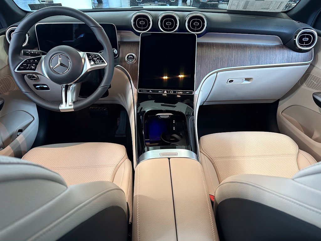 New 2027 Mercedes-Benz GLC 300 4MATIC image 9