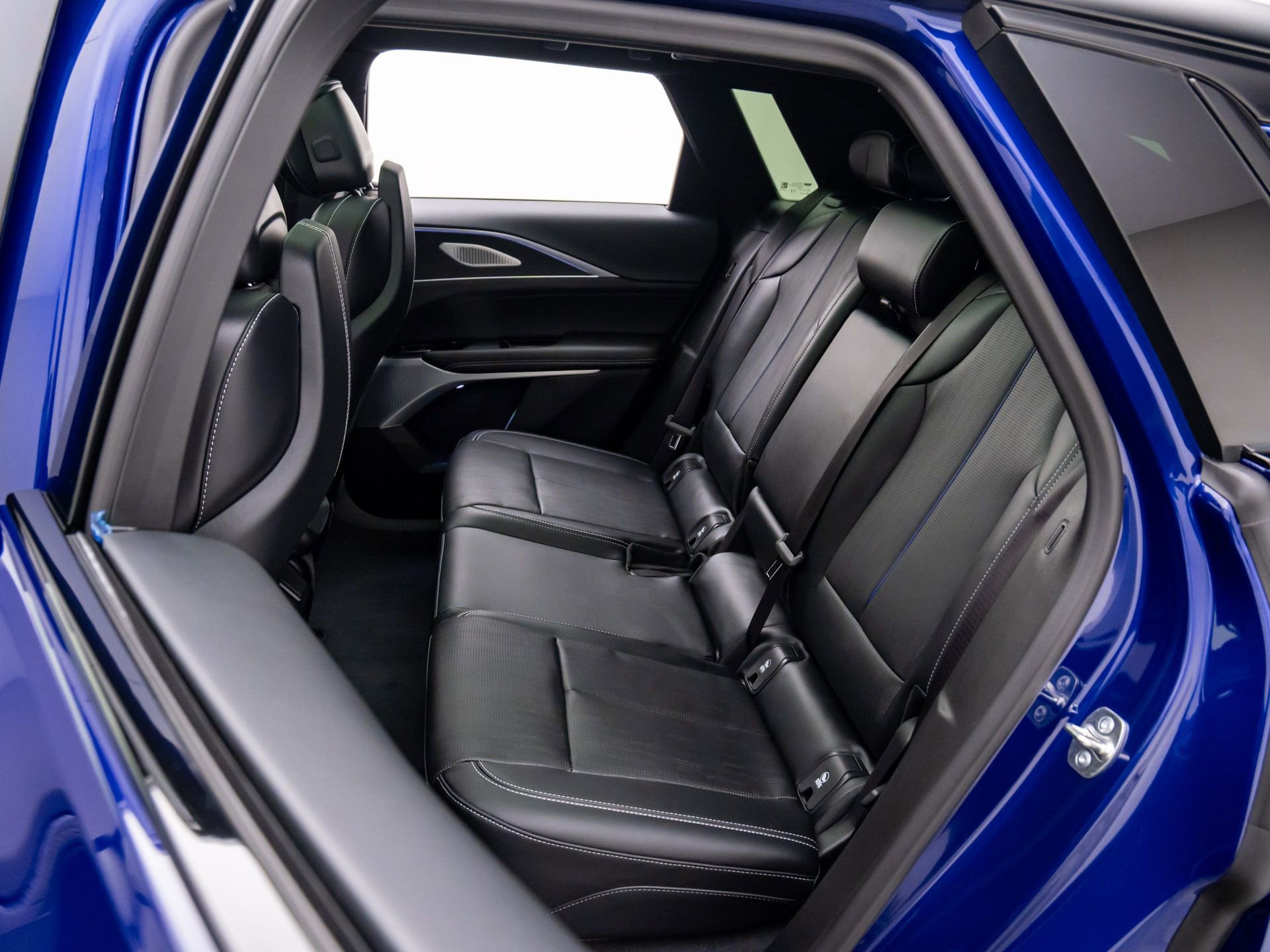 New 2026 Cadillac Lyriq V w/ LPO, Floor Liner Package image 17