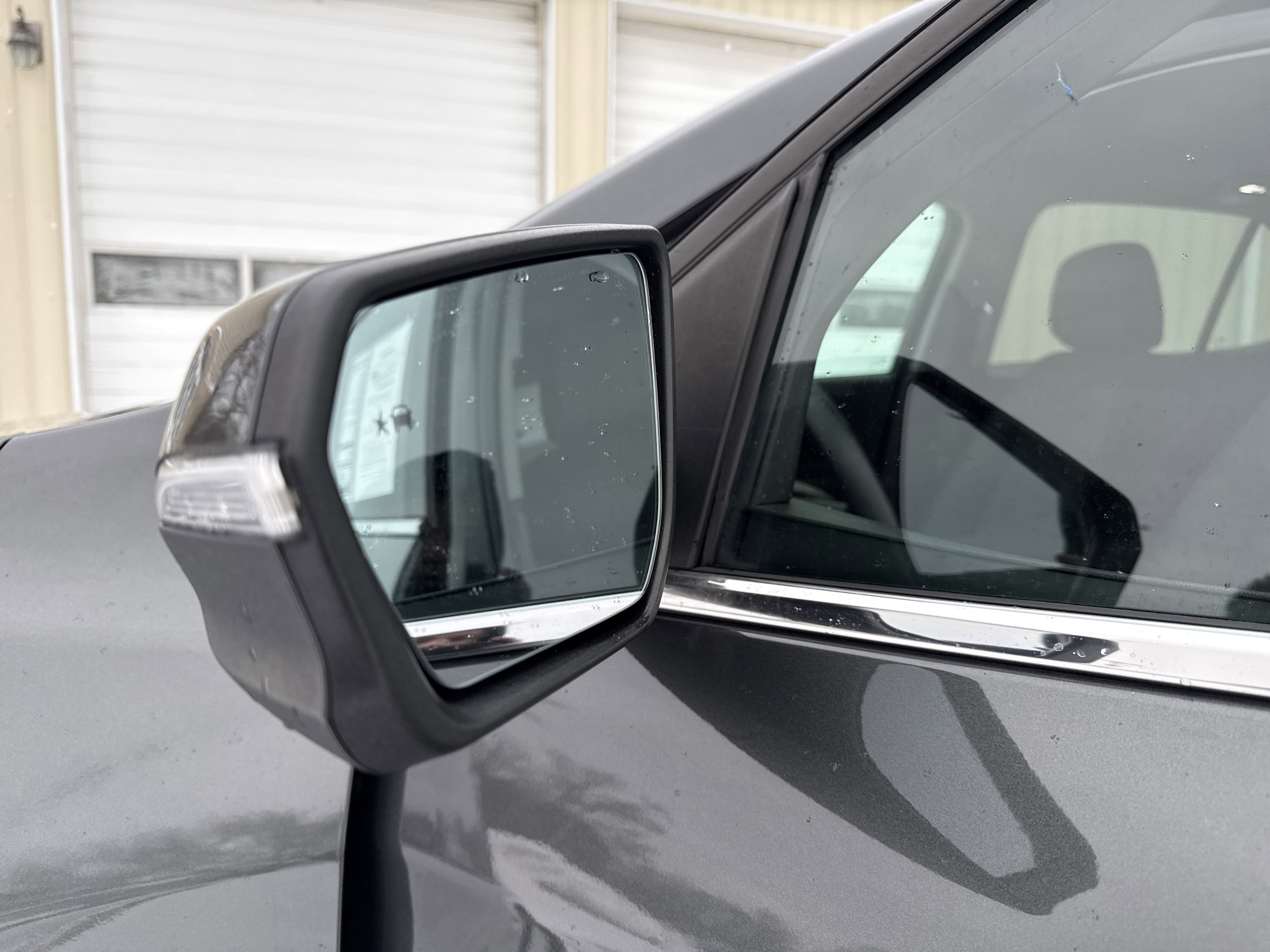 Used 2018 Chevrolet Equinox LT image 13