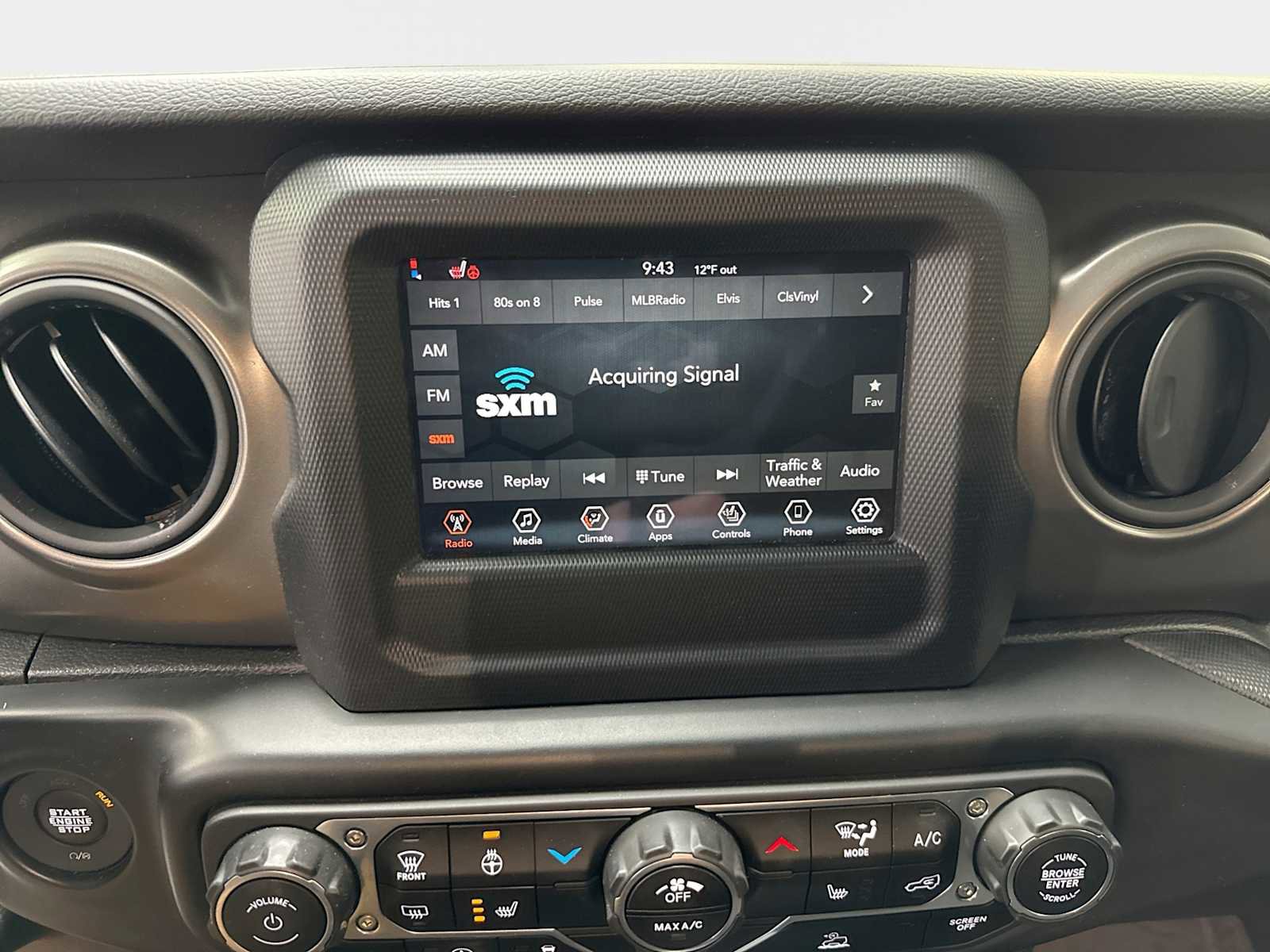 Used 2022 Jeep Gladiator Sport image 12