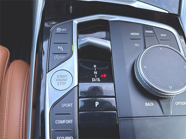Used 2024 BMW 330i xDrive Sedan w/ Premium Package image 16
