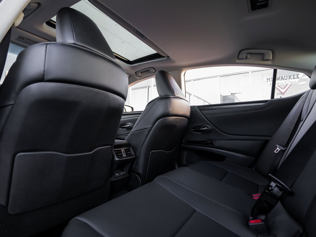 New 2025 Lexus ES 350 w/ Premium Package image 31
