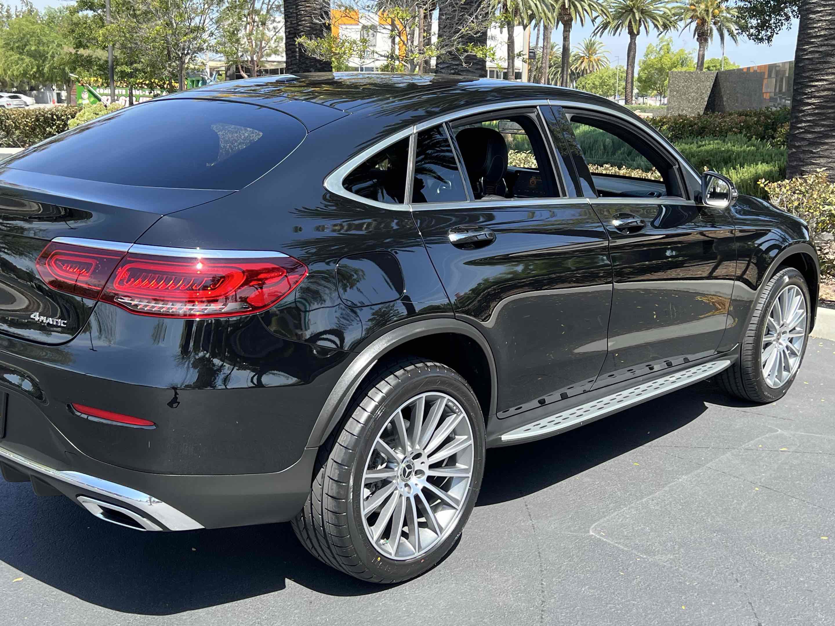 Used 2020 Mercedes-Benz GLC 300 4MATIC Coupe image 34