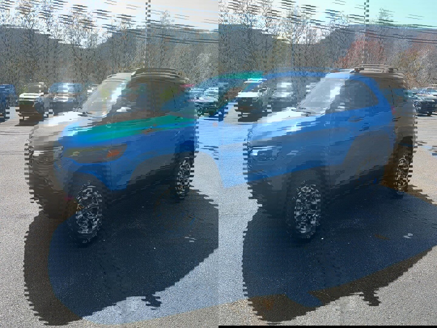 Used 2019 Jeep Cherokee Trailhawk image 4