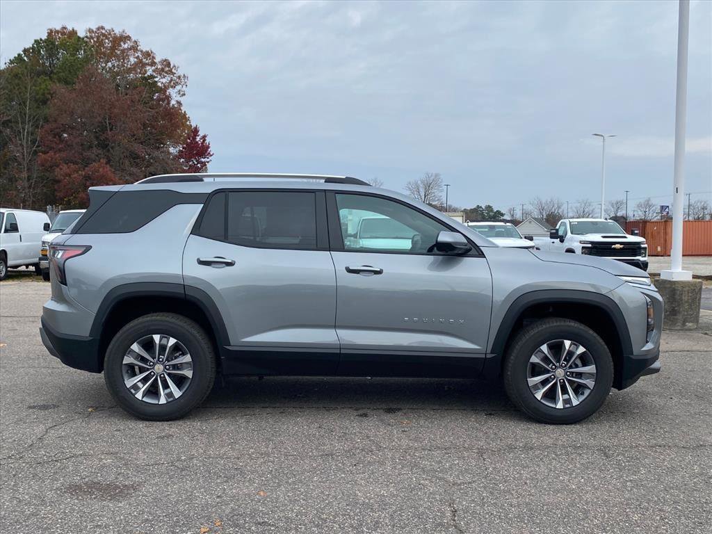 New 2026 Chevrolet Equinox LT w/ Safety and Technology Package image 2