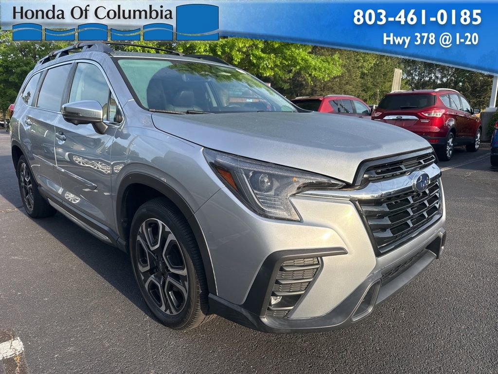 Used 2023 Subaru Ascent Limited w/ Technology Package image 1