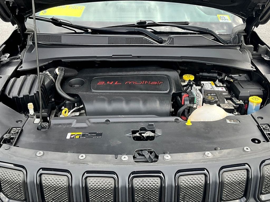 Used 2022 Jeep Compass Latitude AWD/4WD image 28