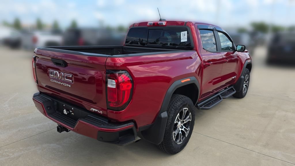 Used 2024 GMC Canyon AT4 w/ AT4 Premium Package AWD/4WD image 5