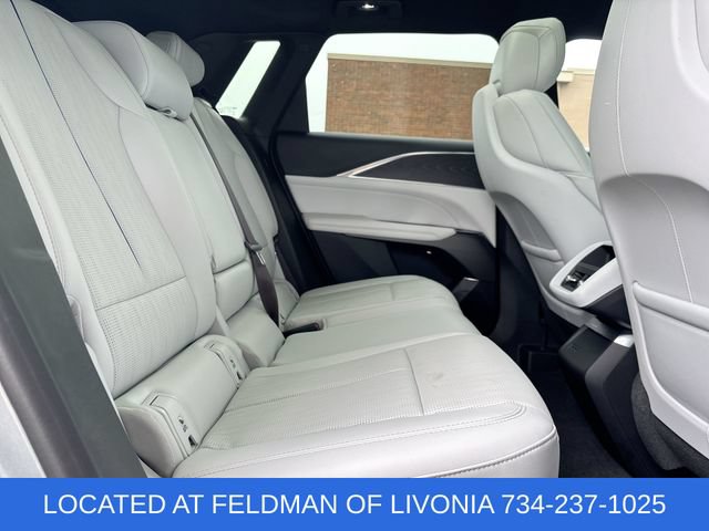 Used 2024 Cadillac Lyriq Luxury AWD/4WD image 26