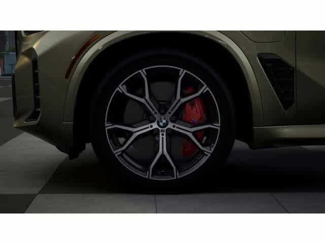 Used 2026 BMW X5 xDrive50e w/ M Sport Package AWD/4WD image 7