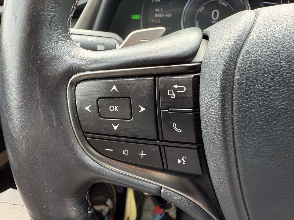 Used 2019 Lexus ES 300h FWD image 22