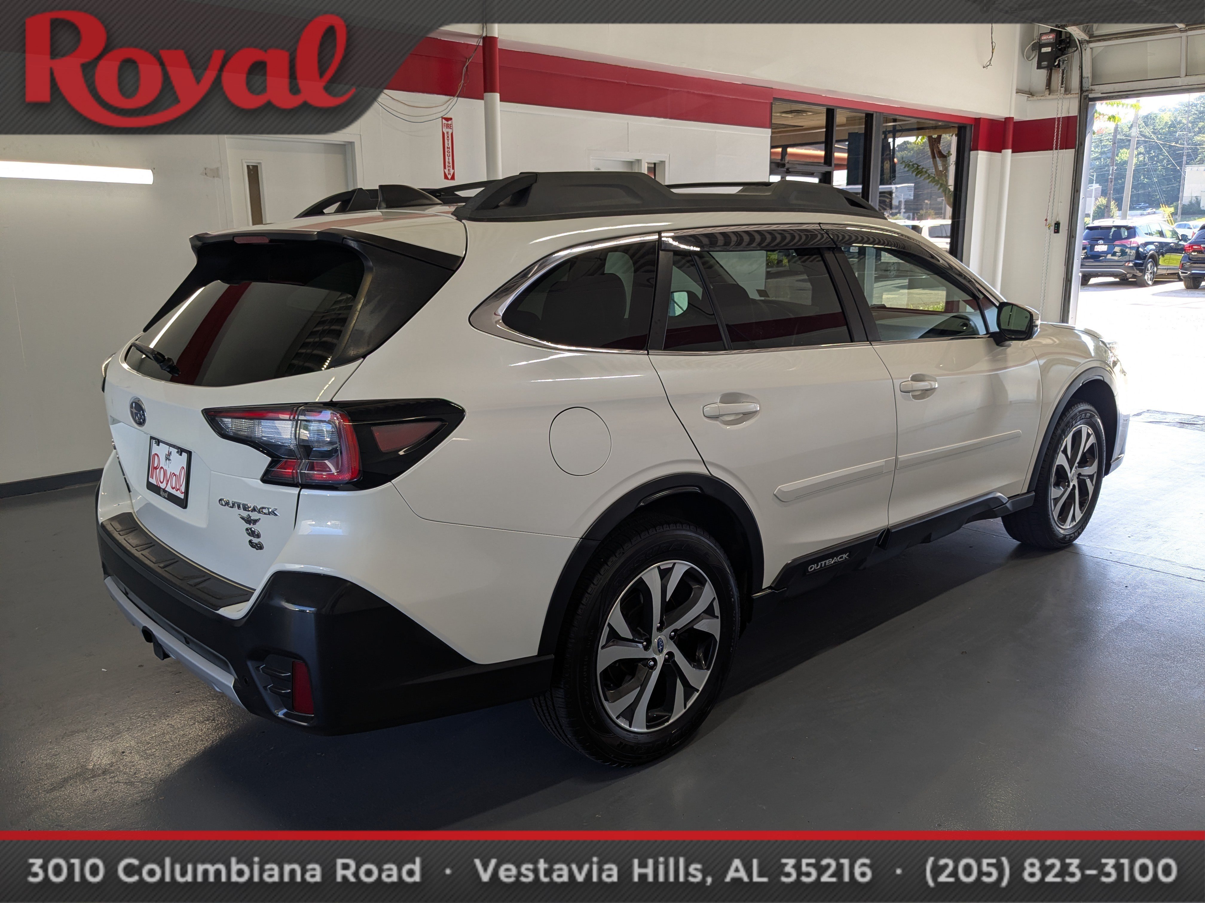 Used 2020 Subaru Outback Limited AWD/4WD image 4