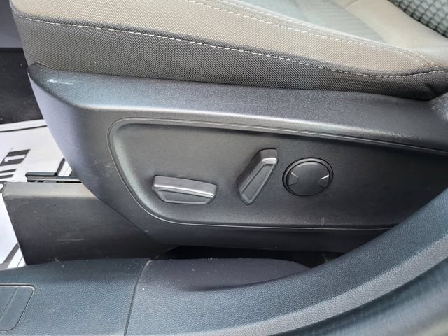 Used 2022 Ford Escape SE w/ Convenience Package FWD image 13
