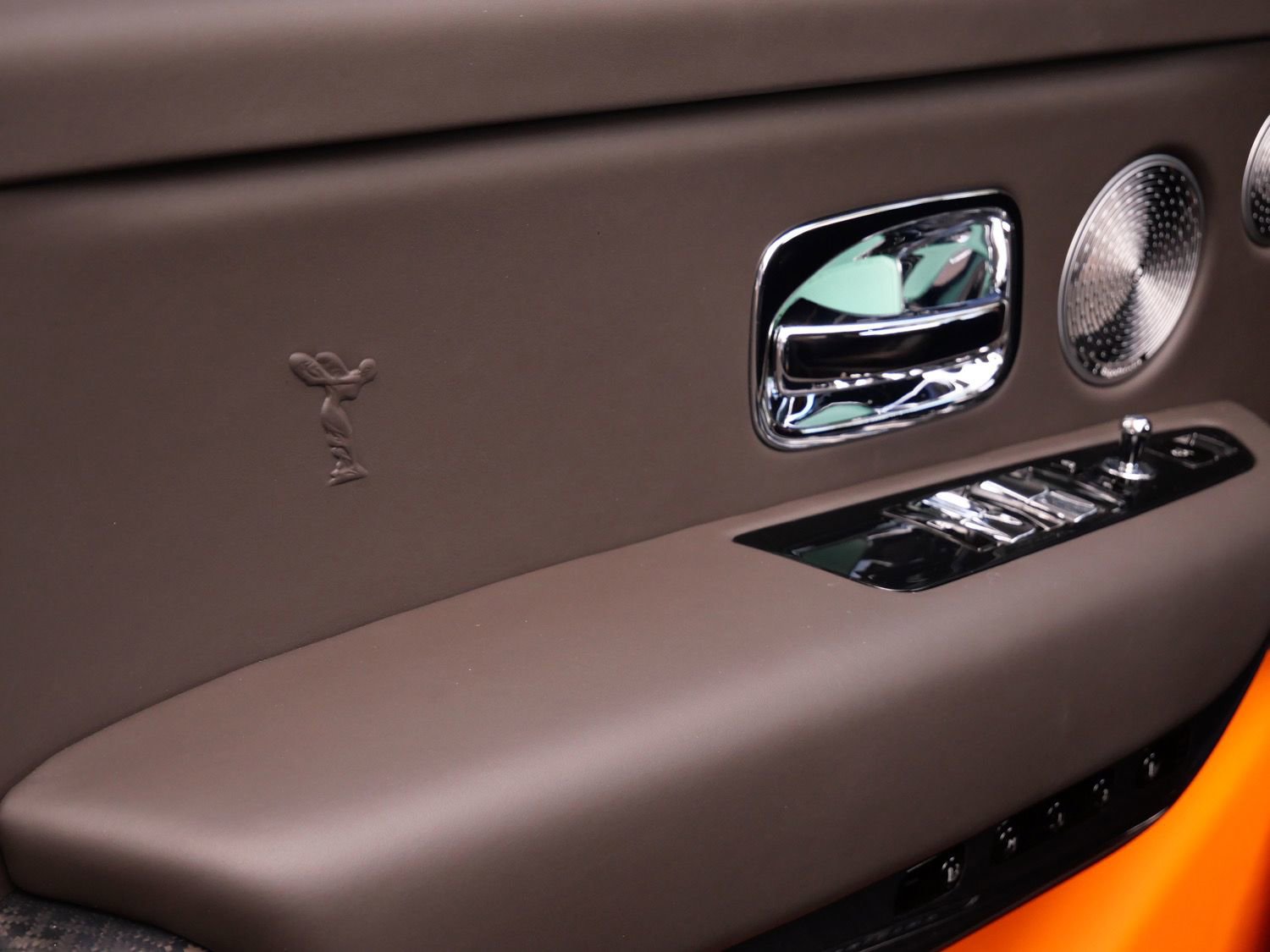 Certified 2022 Rolls-Royce Cullinan Black Badge AWD/4WD image 11