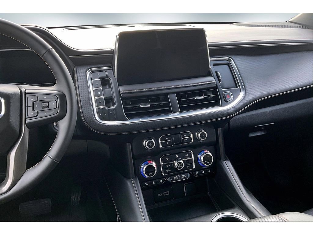 Used 2023 GMC Yukon AT4 w/ LPO, Floor Liner Package image 9