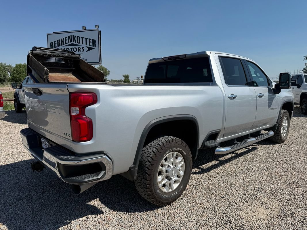 Used 2020 Chevrolet Silverado 2500 LTZ w/ LTZ Plus Package AWD/4WD image 11