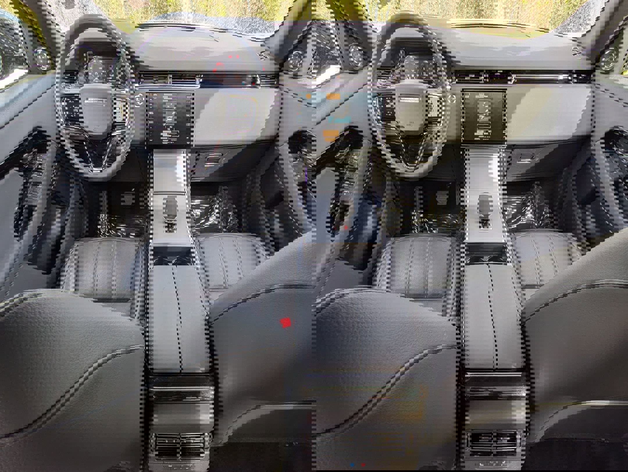 Certified 2025 Land Rover Range Rover Evoque S image 24