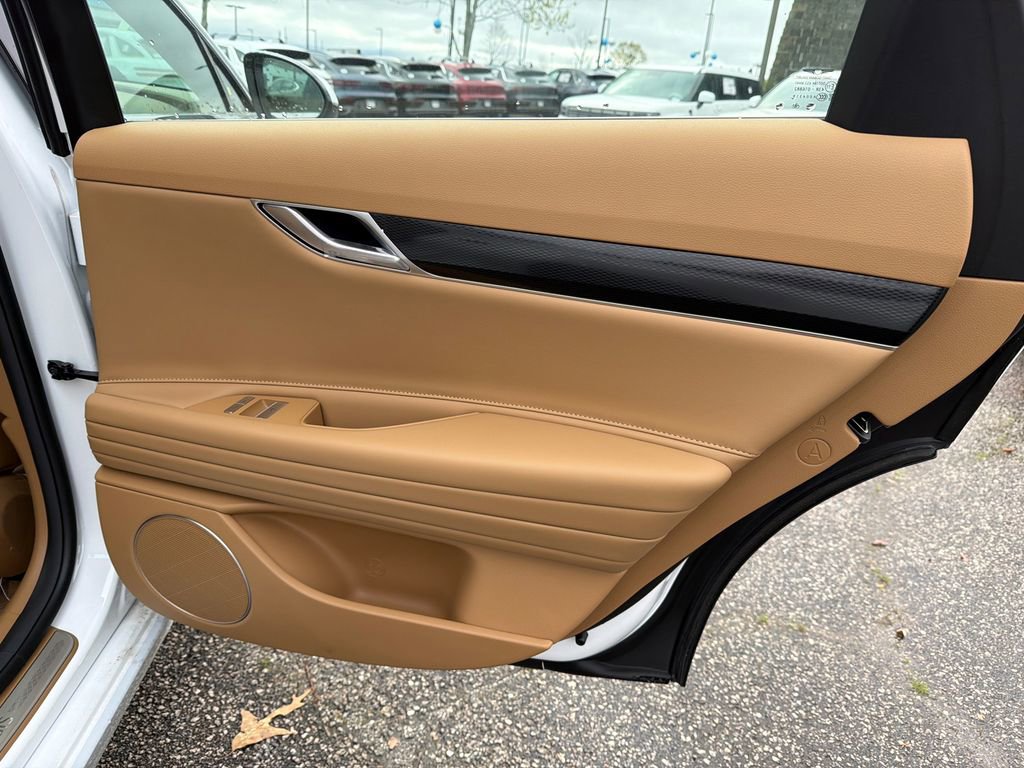 New 2026 Genesis G80 2.5T image 16