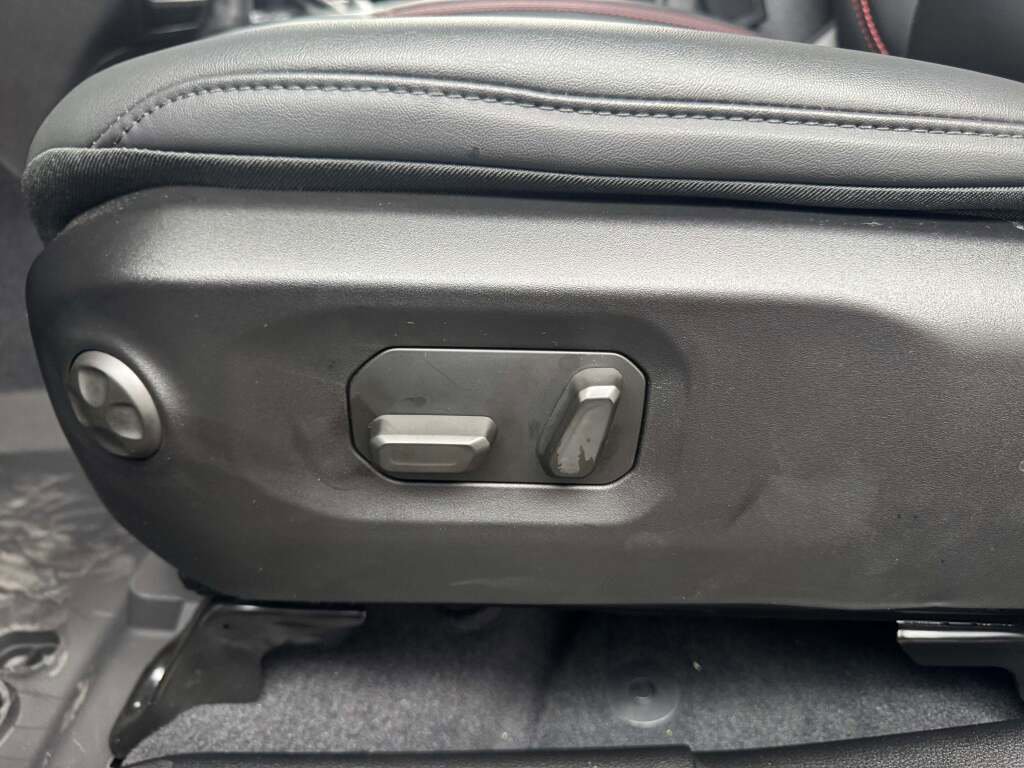 New 2025 Jeep Wrangler Rubicon image 18