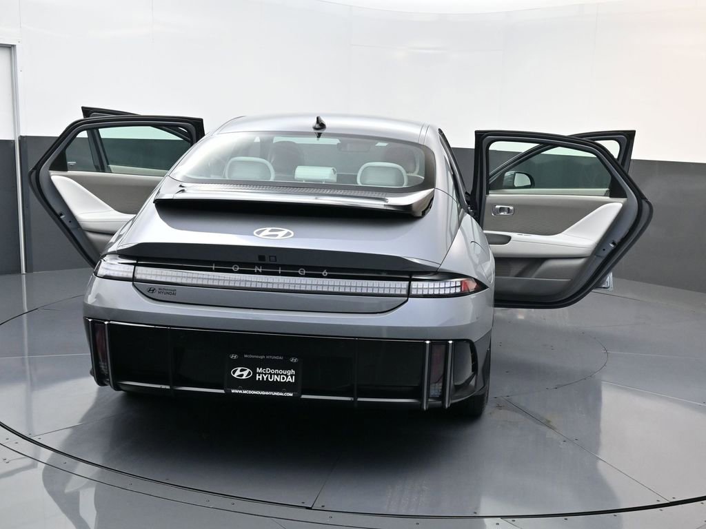 Used 2024 Hyundai Ioniq 6 SEL image 31