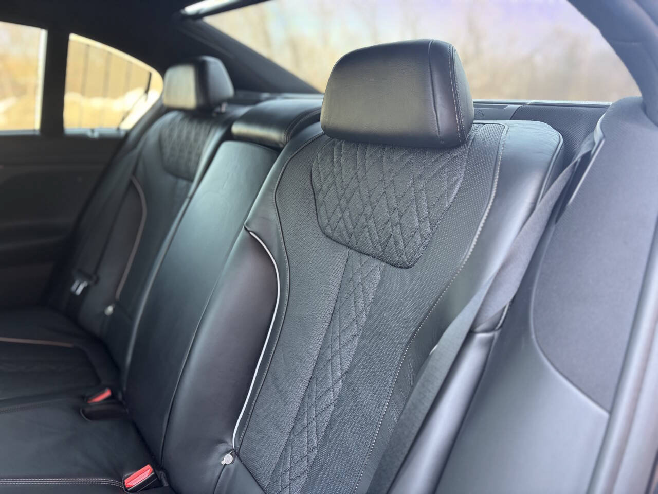 Used 2016 BMW 750i xDrive AWD/4WD image 19