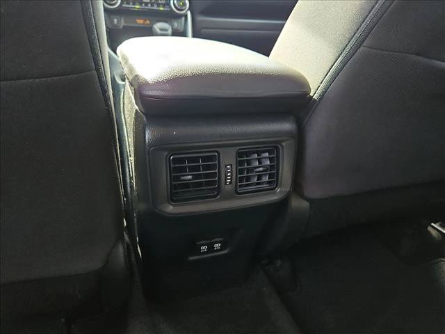 Used 2020 Toyota RAV4 XLE w/ Convenience Package FWD image 18
