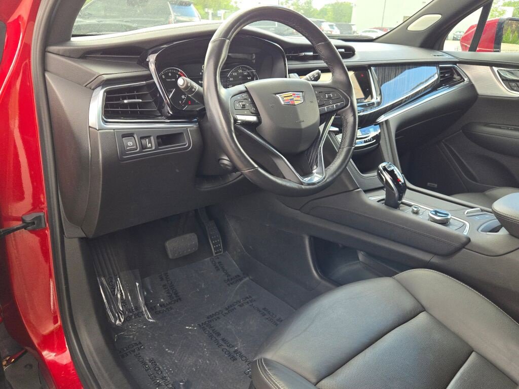 Used 2023 Cadillac XT6 Premium Luxury image 25