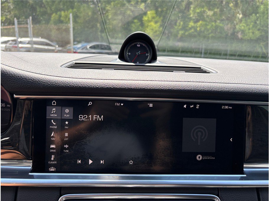 Used 2017 Porsche Panamera 4S image 30