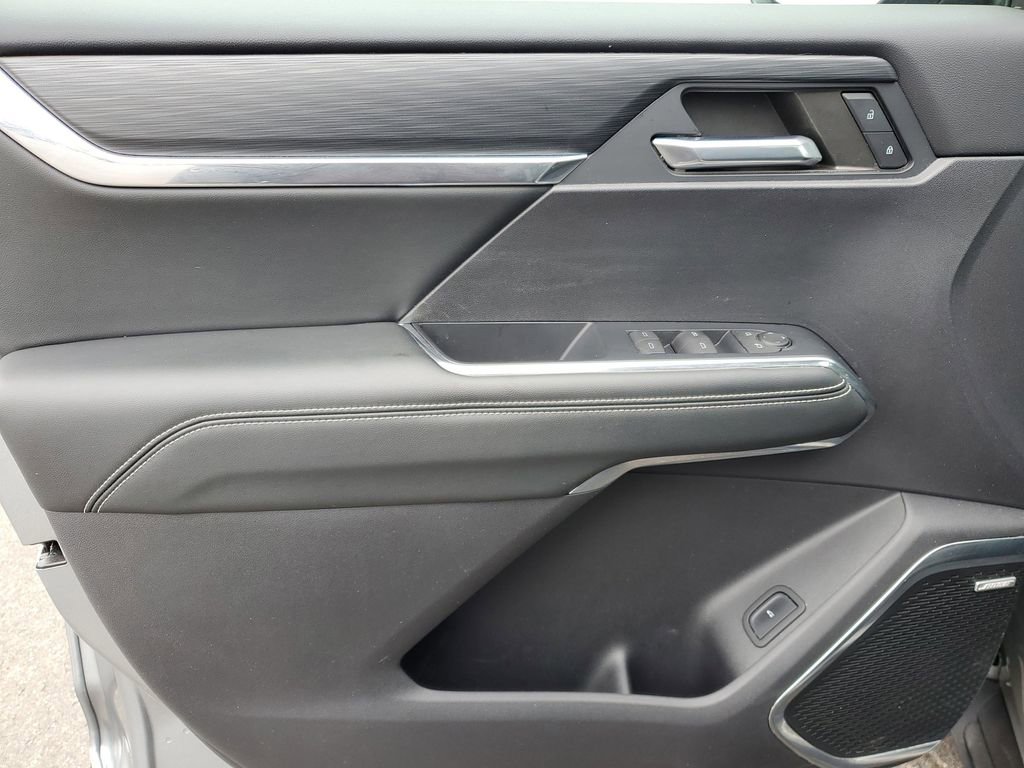 Used 2024 GMC Acadia Elevation w/ LPO, Floor Liner Package AWD/4WD image 22