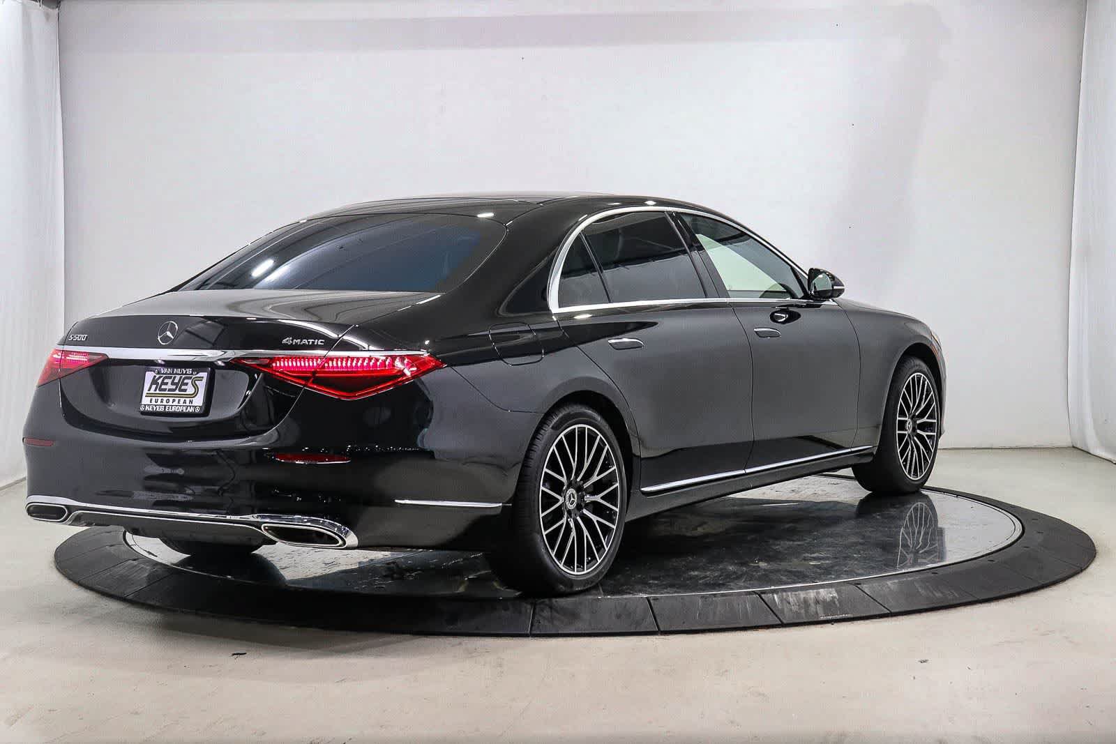 Certified 2026 Mercedes-Benz S 500 4MATIC image 4