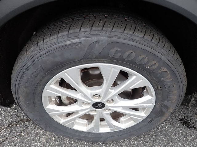 Used 2023 Ford Escape Active w/ Tech Pack #2 AWD/4WD image 10