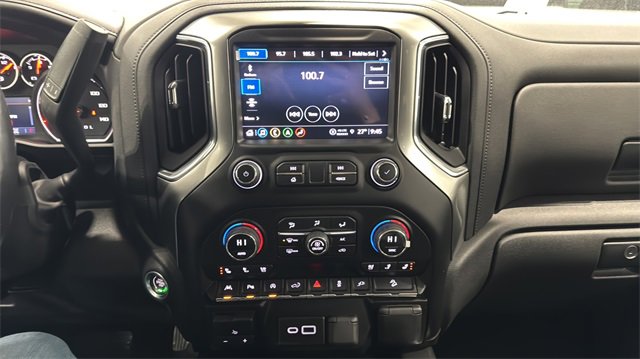 Used 2022 Chevrolet Silverado 1500 LTZ image 17