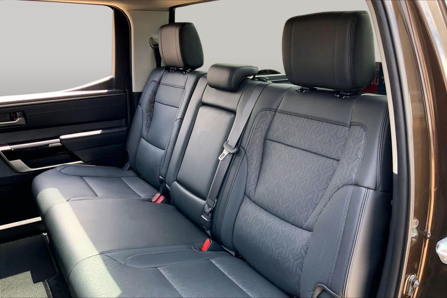 Used 2024 Toyota Tundra Limited AWD/4WD image 21