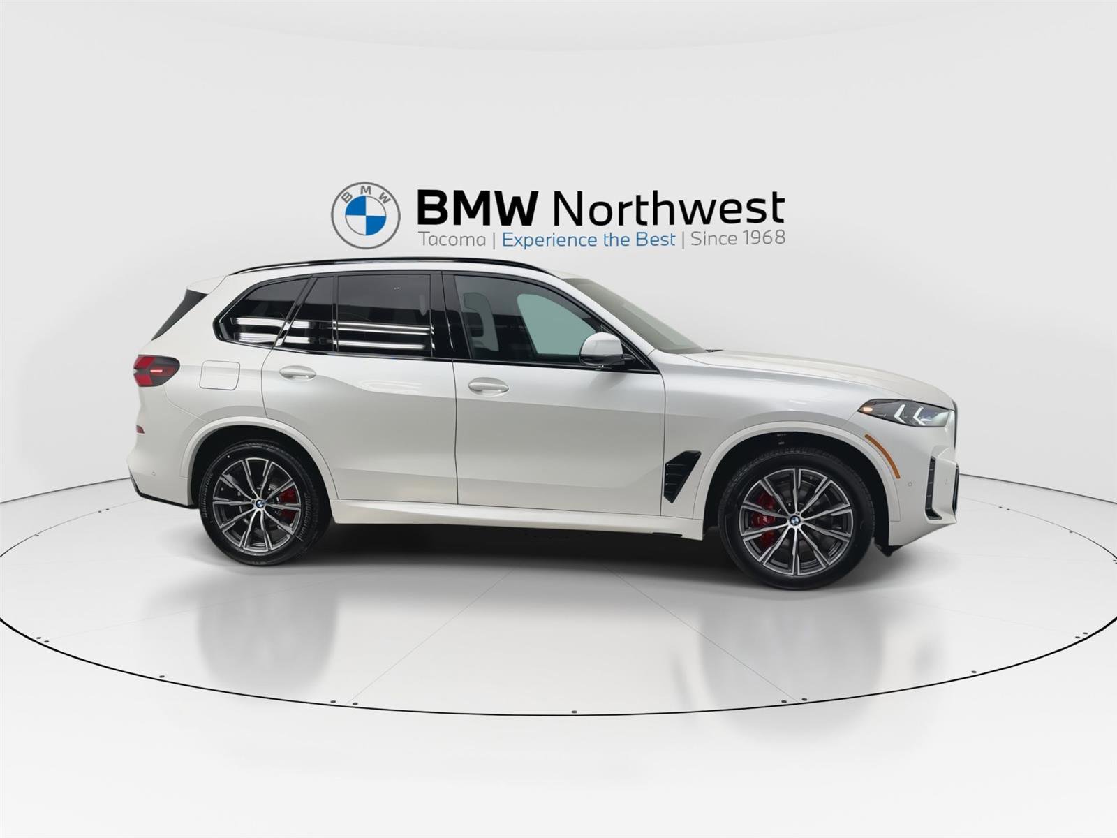 New 2026 BMW X5 xDrive40i w/ M Sport Package image 5