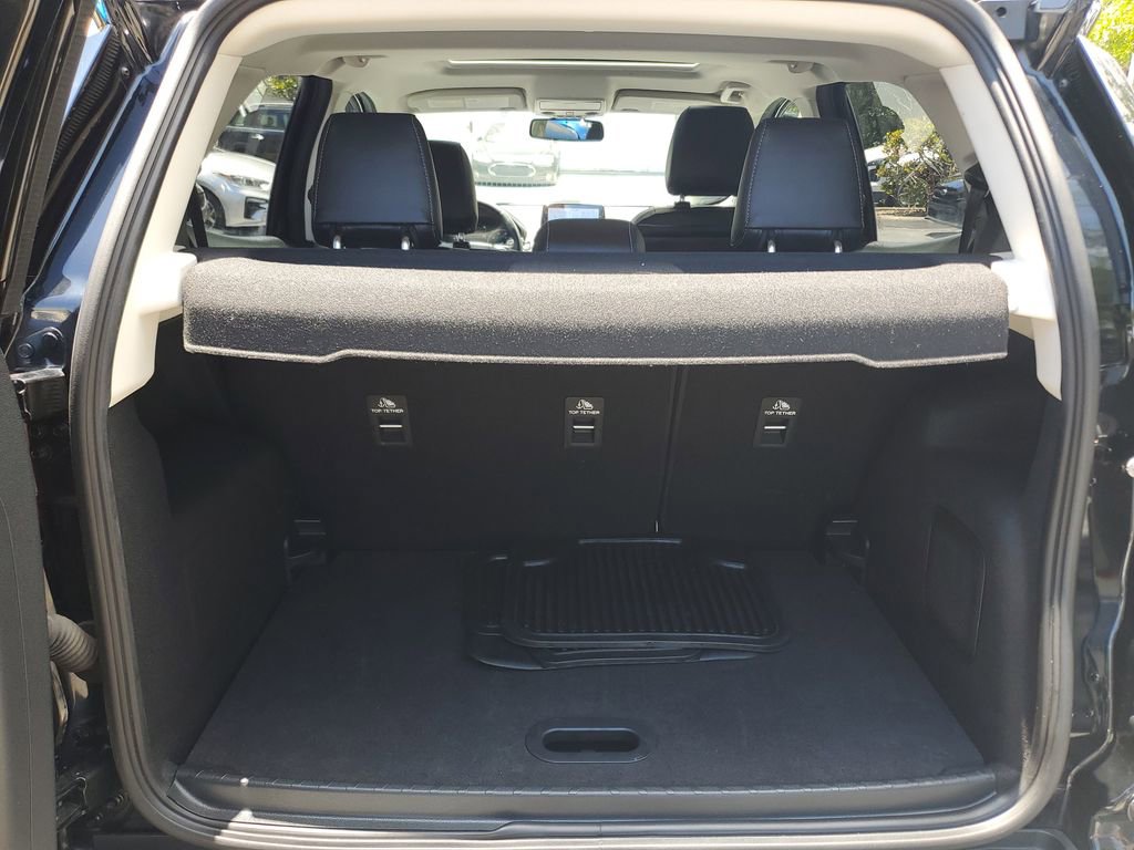 Used 2021 Ford EcoSport Titanium FWD image 10