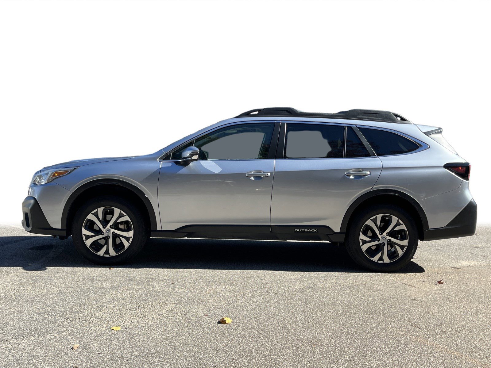 Used 2022 Subaru Outback Limited image 24