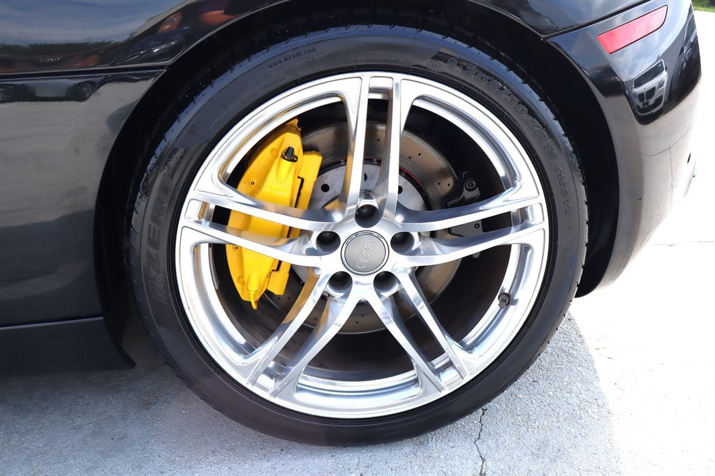 Used 2010 Audi R8 V8 AWD/4WD image 19